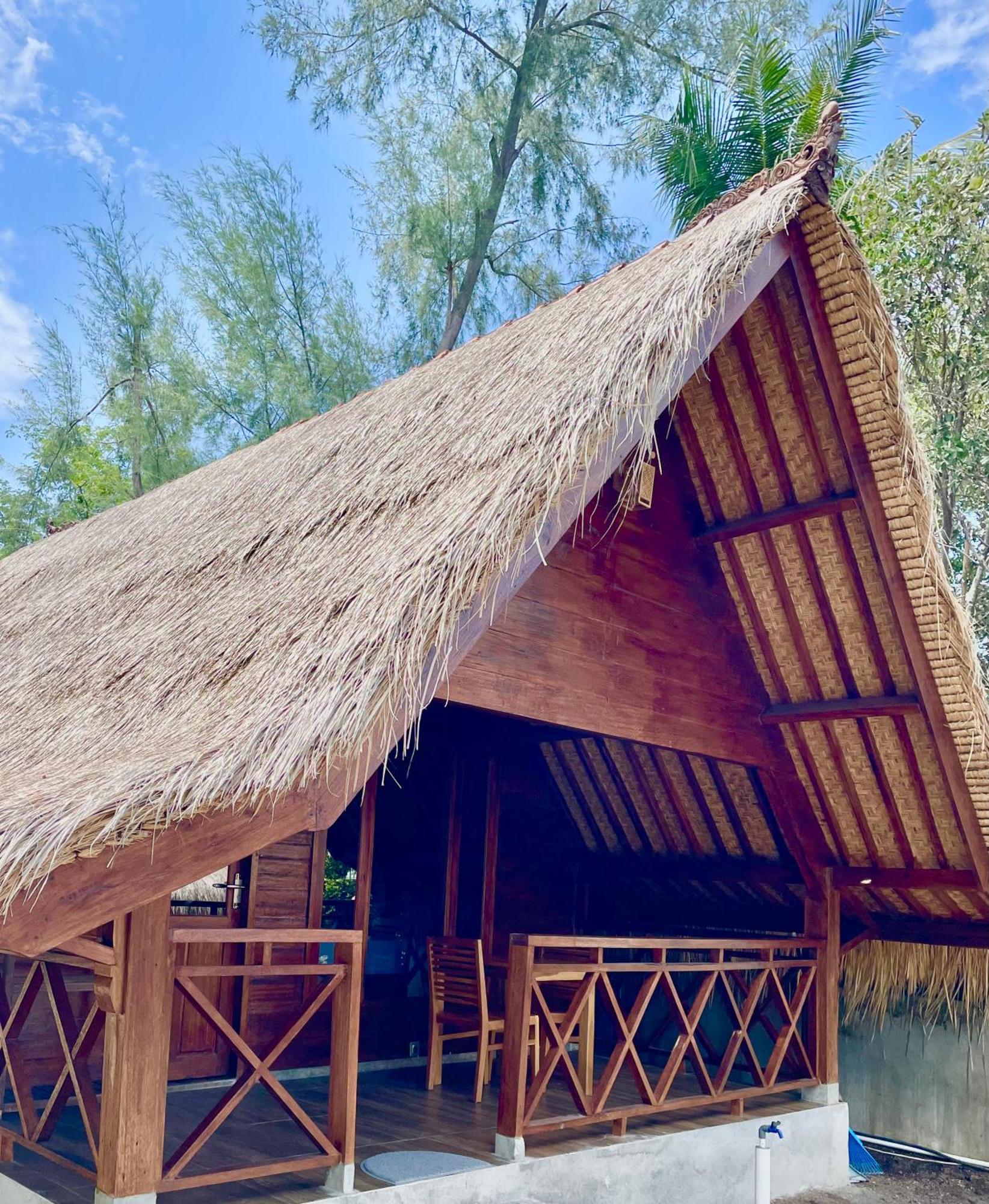 Saja Cottage, ギリ島 エクステリア 写真
